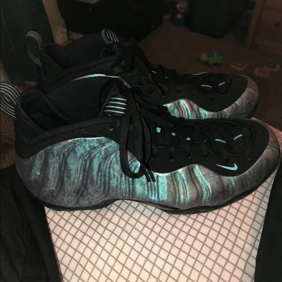 Air Foam One Premium ‘ Abalone ‘ - Picture 4 of 5